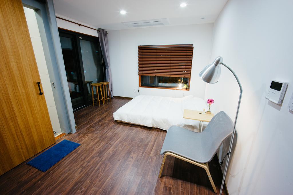 בוסאן Morning Dew Guesthouse מראה חיצוני תמונה
