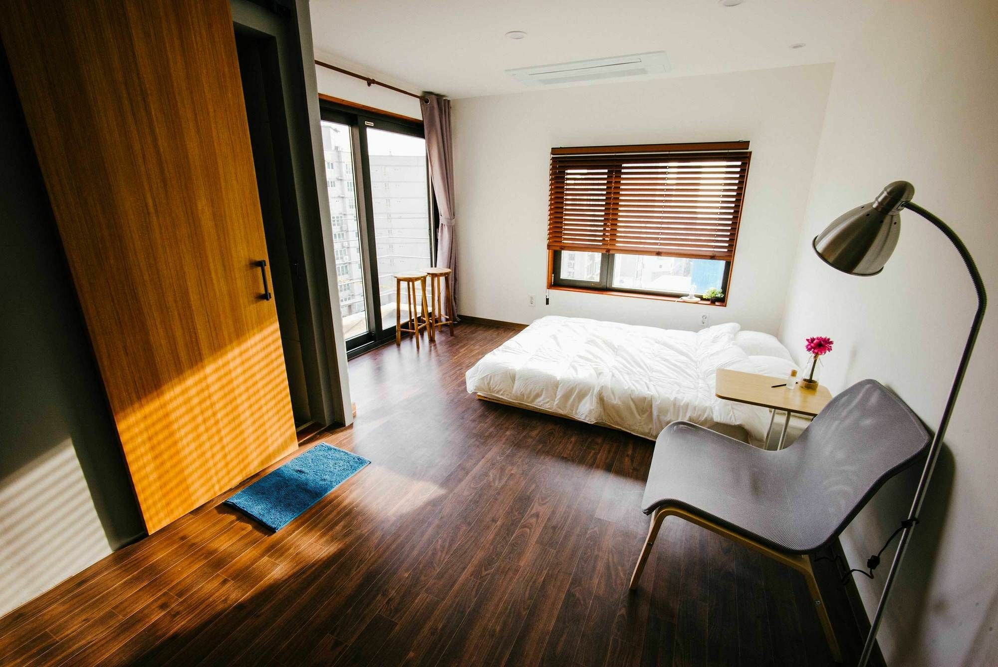 בוסאן Morning Dew Guesthouse מראה חיצוני תמונה