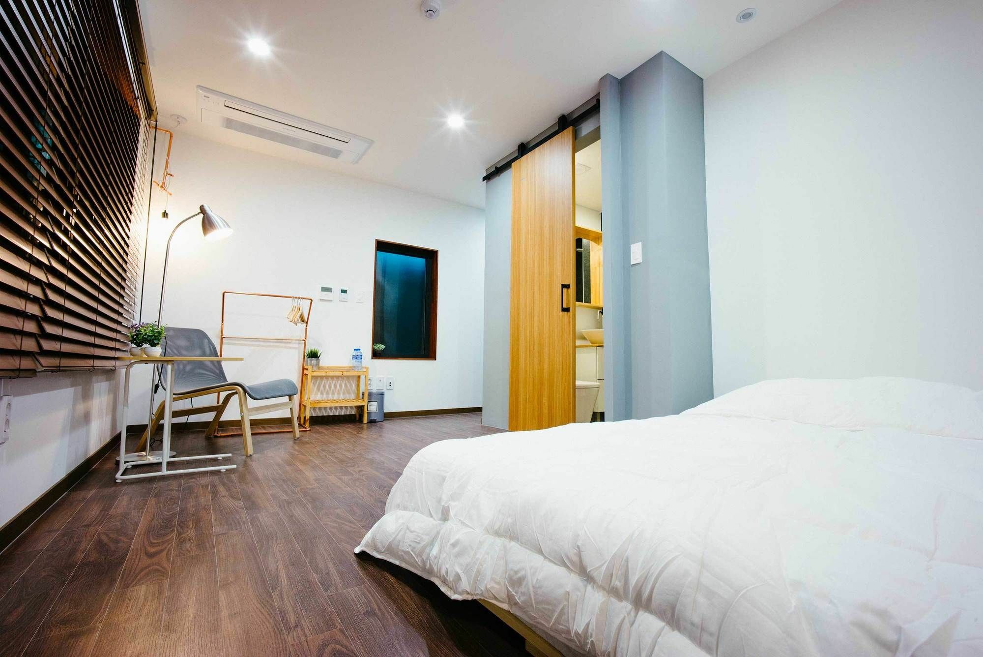 בוסאן Morning Dew Guesthouse מראה חיצוני תמונה