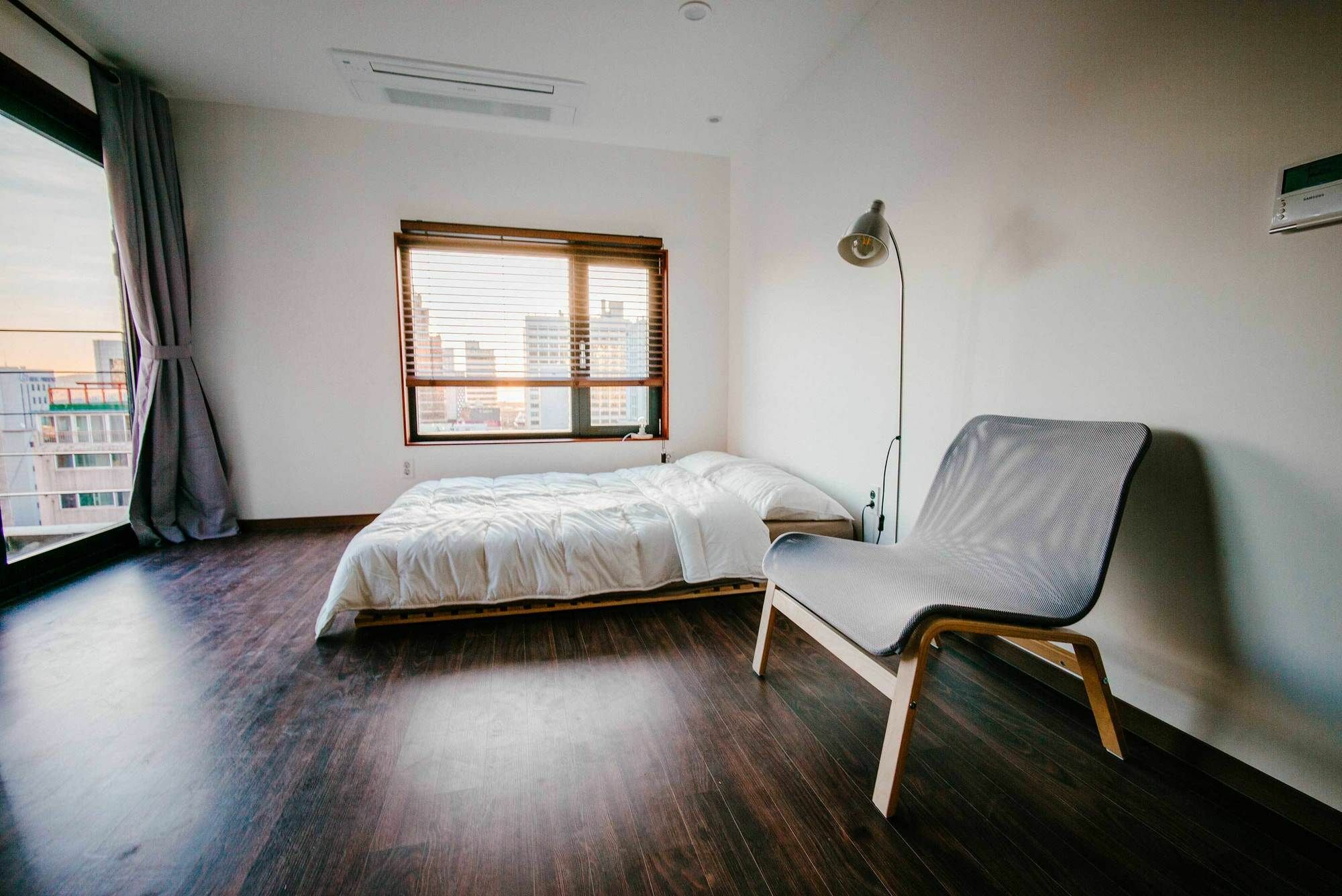 בוסאן Morning Dew Guesthouse מראה חיצוני תמונה
